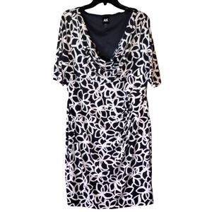 Anne Klein Women's Valentina Printed Sheath Dress Blue and White